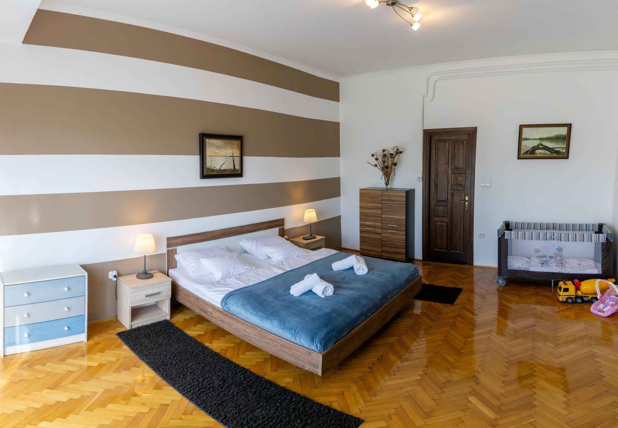 Sugovica Superior Apartment Baja